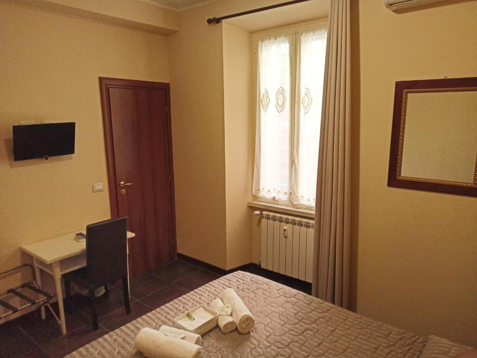 Bed and Breakfast Domina Popolo Рим Экстерьер фото